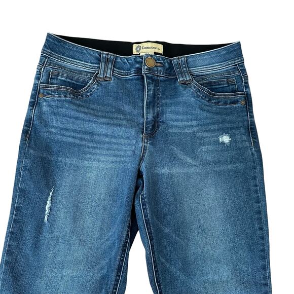 Democracy Ab Technology Women’s Intentionally Distressed Blue Jeans Size 12. - Picture 2 of 8